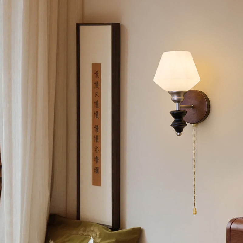 مصباح جداري عتيق الطراز لغرفة  - مراجعة Interior Design Remote وسعره