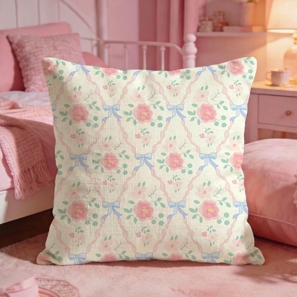 غطاء وسادة من Art-Art Petal Il - مراجعة Interior Design Illustrated وسعره